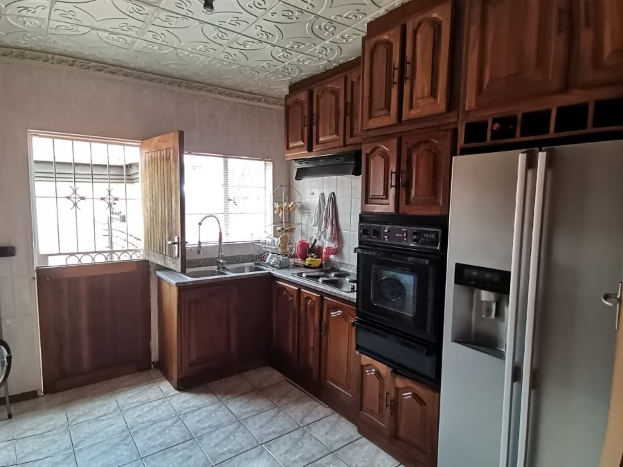 4 Bedroom Property for Sale in Lethlabile North West